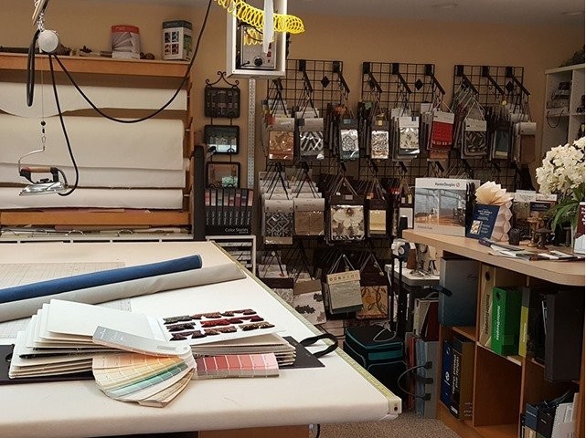 Hunter Douglas Dealer Image